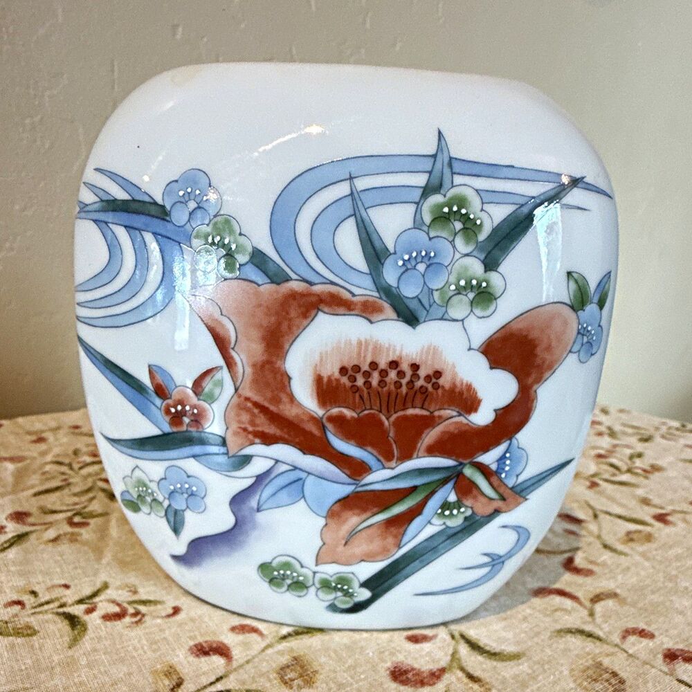 Takahashi Flora San Francisco Hand Painted Floral Porcelain Vase, Glossy